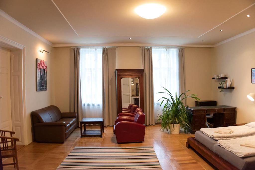 velký apartmán  Bratislava Exterior foto